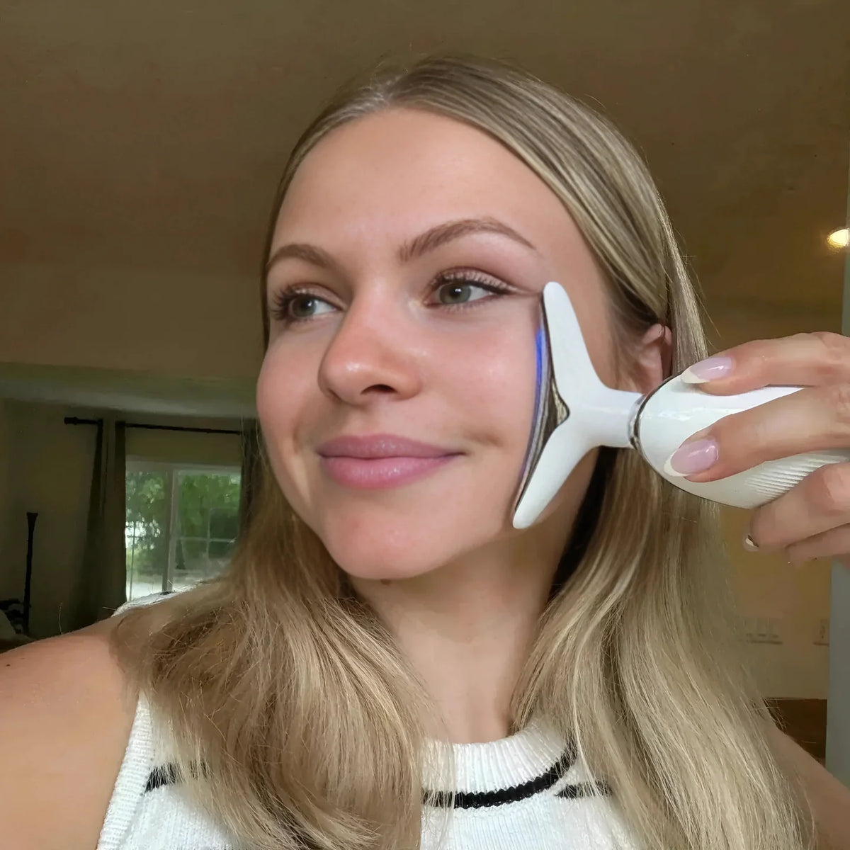 Aurevia™ 7-in-1 Skin Therapy Tool